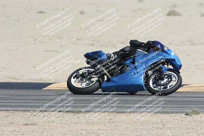 media/Nov-01-2025-CVMA (Sat) [[fc0f7531b8]]/Race 4-500-400-350 Supersport/